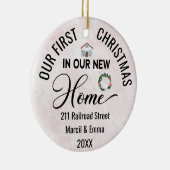 Aangepast Onze Eerste Kerstmis in Ons Nieuwe Huis  Keramisch Ornament (Rechts)