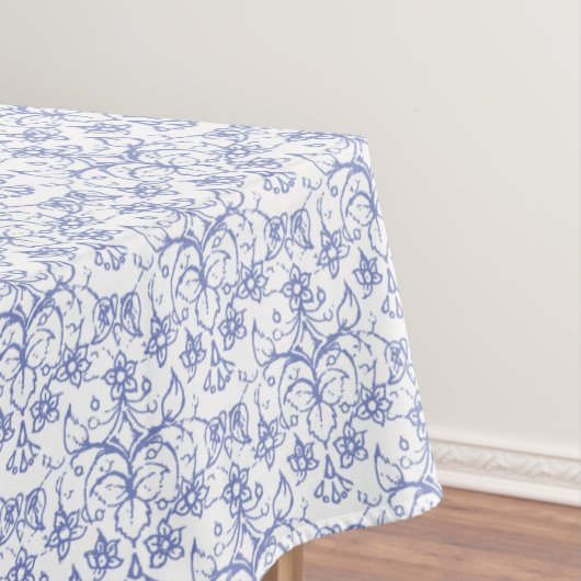 Aangepast periwinkle blauw op witte decoratieve Fl Tafelkleed (Voorbeeld)