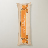 Aangepast pompoenstaartje met Oranje banner op crè Lichaamskussen (Achterkant (Verticaal))