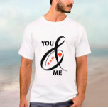 Aangepast Romantisch Initiaal T-shirt<br><div class="desc">Uniek speciaal T-shirt — "U EN ME" met uw initialen en rood hart en fancy ampersand om uw connectie te benadrukken. Verklaar je liefde en genegenheid met stijl en maak vandaag speciaal. Geweldig cadeau voor verjaardagen of feestdagen. Om het even welke ontwerpvragen, verzend enkel een e-mail naar charmdesignstudio@rcn.com en wij...</div>