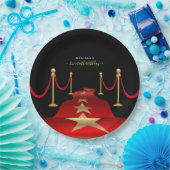 Aangepast rood tapijt met de naam van de partij pe papieren bordje (Feest)