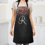 Aangepast Roos Gold Glitter Black Sparkle Monogram Schort<br><div class="desc">Pas dit trendy elegante schort-ontwerp met  roos gouden mousserende glitter eenvoudig aan op een zwarte geborstelde metalen achtergrond.</div>