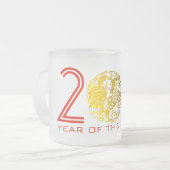 Aangepast rooster jaar 2017 Chinese goudpapercut M Matglas Koffiemok (Voorkant links)