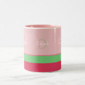 aangepast roze en groen monogram met strepen tweekleurige koffiemok (Center)