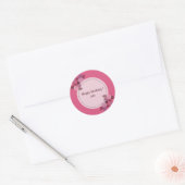 Aangepast roze meisje met fijne verjaardag   ronde sticker (Envelop)