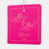 Aangepast roze Pas getrouwd paar Keramisch Ornament (Links)