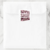 Aangepast roze SASSY labelontwerp Vierkante Sticker (Tas)