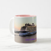 Aangepast schip Nassau Daybreak en Cruise Ship Tweekleurige Koffiemok (Voorkant links)