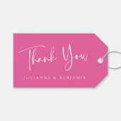 Aangepast script Modern Hot Pink Weddenschap Bedan Cadeaulabel (Voorkant (Horizontaal))