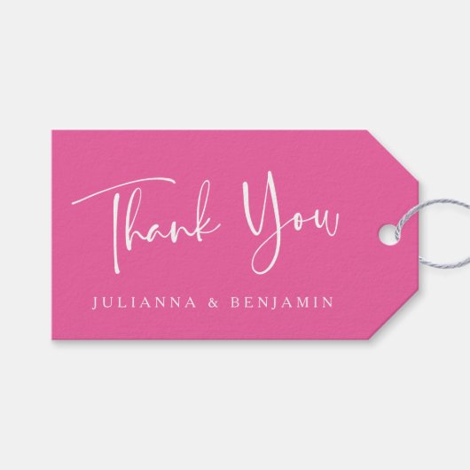 Aangepast script Modern Hot Pink Weddenschap Bedan Cadeaulabel (Voorkant (Horizontaal))