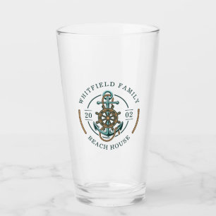 Aangepast strandhuis boten varen nautisch gezin glas