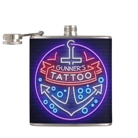 Aangepast Tattoo kopen Nautical Neon Sign Style Heupfles (Geopend)