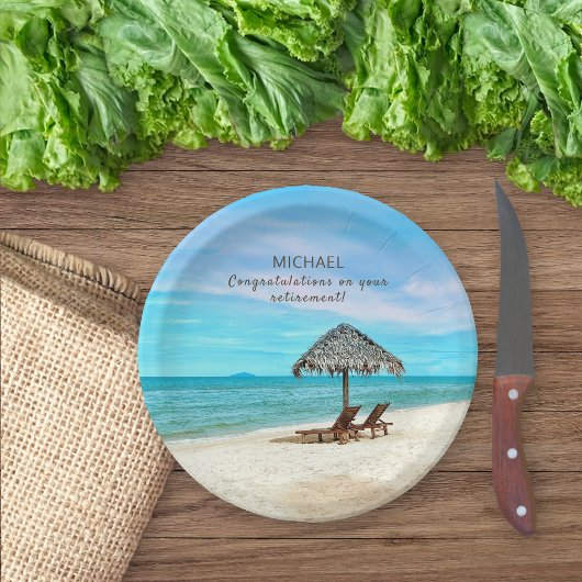 Aangepast tropisch strand bij pensionering papieren bordje