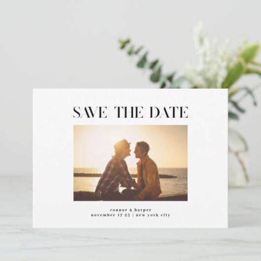 Aangepast | Vet Foto Lijst Moderne tekst Save The Date (Staand voorkant)