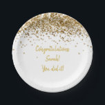 Aangepast wit en goud afstudeerfeest Glitter Papieren Bordje<br><div class="desc">aangepaste afstudeerfeest papieren bord,  witte en gouden ronde glans,  sprankelende twinkel glitter viering 2024,  gepersonaliseerde afstudeerklas van 2025,  afgestudeerde phd middelbare school uni,  bachelor verpleegkunde universiteit graad 2026,  universiteit master mba rechten doctor,  verpleegkundig specialist leraar cpa md,  doctoraat gunst ingenieur jd mpa,  medisch zesde klas arts assistent</div>