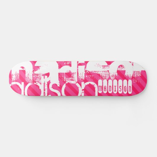 Aangepast wit naampatroon op hotroze strepen skateboard (Horizontaal)