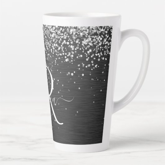Aangepast zilveren glitter-zwart monogram latte mok (Rechts)