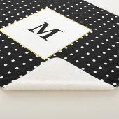 Aangepast zwart monogram en wit poladot patroon sherpa deken (3/4)