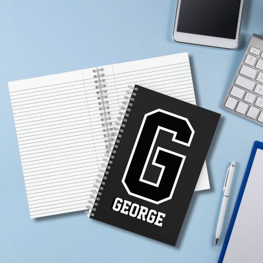 Aangepast zwart-wit gepersonaliseerd monogram notitieboek