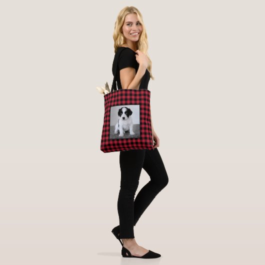Aangepast zwarte foto-bufferpatroon tote bag (Op model)