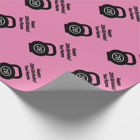 Aangepaste 28e Verjaardagsfeestje gym kettlebell r Cadeaupapier (Hoek)