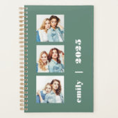 Aangepaste 3-foto gepersonaliseerde Eucalyptusgroe Planner (Voorkant)