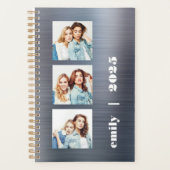 Aangepaste 3-foto Zilver geborsteld metaal 2025 Planner (Voorkant)
