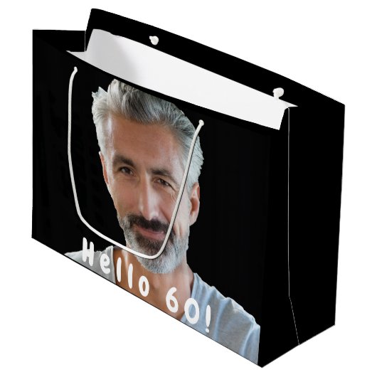Aangepaste 60e verjaardag foto zwart wit groot cadeauzakje (Voorkant Gekanteld)