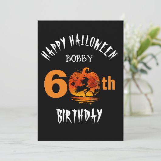 Aangepaste 60e verjaardag Happy Halloween Party Kaart (Staand voorkant)