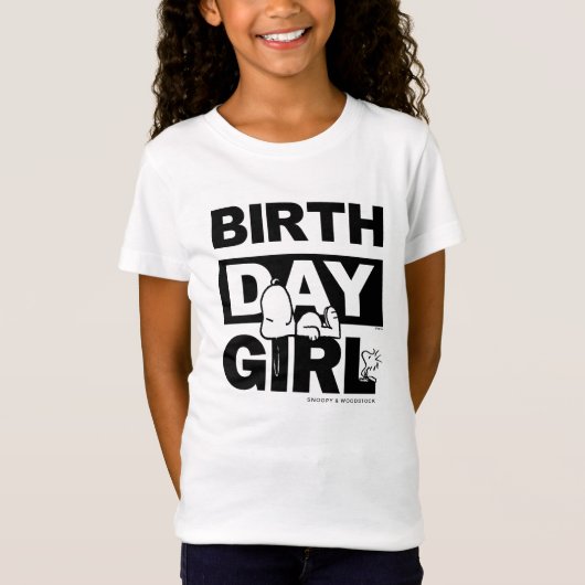 Aangepaste aardpinda's | Snoopy Birthday Girl T-shirt (Voorkant)