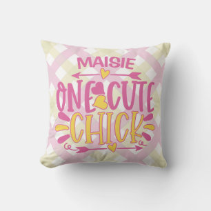 Aangepaste ADD NAAM Eén Cute Chick Pink Yellow Kussen