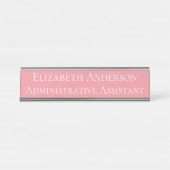 Aangepaste administratieve assistent roze bureau naambordje (Voorkant)