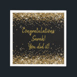 Aangepaste afstudeerfeest verpersoonlijkt Zwart &  Servet<br><div class="desc">aangepaste afstudeerfeest servetten,  zwarte en gouden glans servet,  twinkel glitter voor cocktail diner,  middelbare school kleuterschool universiteit bachelor,  verpleegkunde viering van afstudeer diploma,  hogeschool universiteit klas van 2024,  master phd mba cpa leraar,  favoriete servet verpersoonlijkte naam verpleegster,  2025 med arts medisch midden,  wet advocaat rn ma practitioner</div>