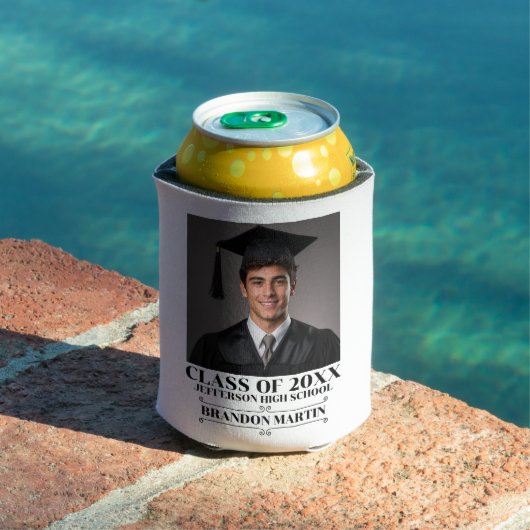 Aangepaste afstudeerfoto 2026 Afgestudeerde Trots Blikjeskoeler (Insitu Zwembad)