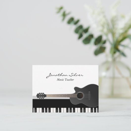 Aangepaste akoestische gitaar piano toetsen muziek visitekaartje (Staand voorkant)