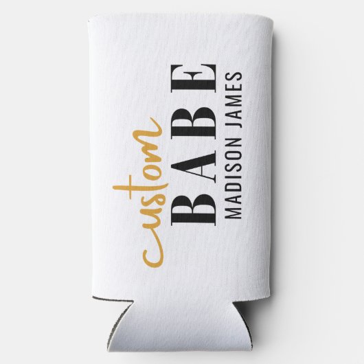 Aangepaste Babe Grappige Spreuk Gepersonaliseerde  Seltzer Blikjeskoeler (Achterkant)