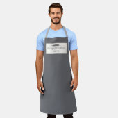 Aangepaste bakkerijnaam Kool Gray Chef of Personee Schort (Gedragen)