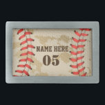 Aangepaste  Baseball Name Number Retro Gesp<br><div class="desc">Een persoonlijk  baseball-naamplaatje kan goed voor je zijn als je van Baseball houdt. Of het kan een groot cadeau zijn voor degenen die van honkbal houden.</div>