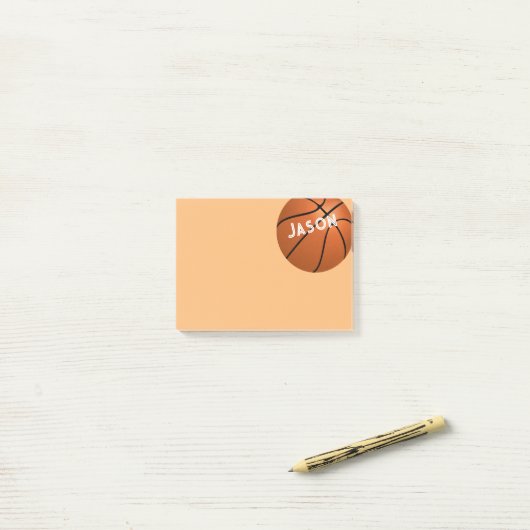 Aangepaste basketbal klaar om te personaliseren post-it® notes (Op bureau)