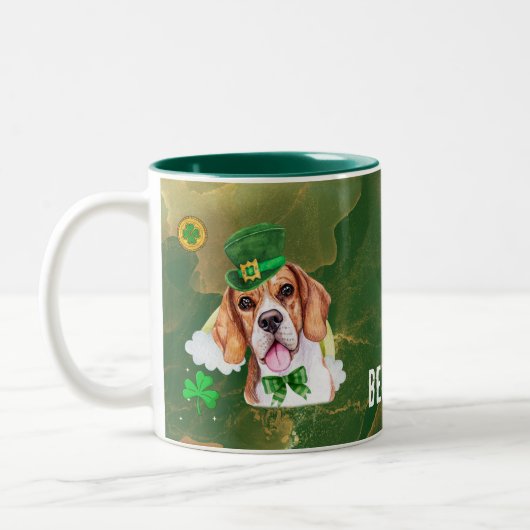 Aangepaste Beagle Goud St. Patrick's Dag Tweekleurige Koffiemok (Links)