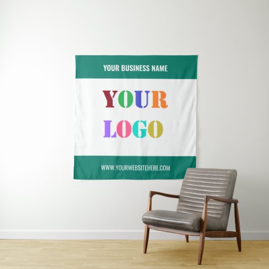 Aangepaste Bedrijf Logo en Tekst Tapestry Sjabloon Wandkleed (In situ)