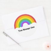 Aangepaste bericht Ronde regenboog en wolken Ronde Sticker (Envelop)