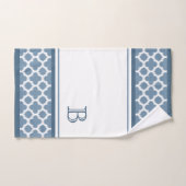 Aangepaste Bermuda Gray Blue White Ikat Quatrefoil Bad Handdoek (Handdoek)