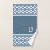 Aangepaste Bermuda Gray Blue White Ikat Quatrefoil Bad Handdoek (Handdoek)