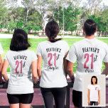 Aangepaste 'Birthday'-groep voor roze overeenkomst T-shirt<br><div class="desc">Op zoek naar het perfecte verjaardagscadeau? Kijk niet verder dan onze stijlvolle, roze shirten voor verjaardagsbaren die aangepast kunnen worden aan je verjaardagscadeau of je verjaardagscadeau. Dit shirt kan worden aangepast om het jaar te lezen dat u nodig hebt om het te lezen. Wil je dat het shirt 21 jaar...</div>