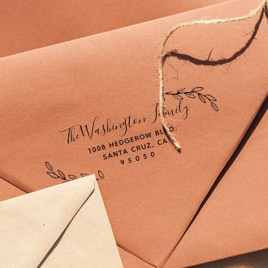 Aangepaste bladeren & script familienaam retouradr zelfinktende stempel