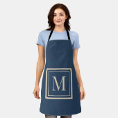 Aangepaste blauwe en vanille omlijst monogram schort (Gedragen)