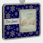 Aangepaste blauwe goudsnowflake verzilverd omlijst ornament (Rechts)