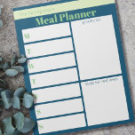 Aangepaste blauwe groene galerijlijst notitieblok<br><div class="desc">Wekelijkse maaltijdplanner in Ocean Blue en Sage Green. Dit plannetwerblok heeft 9 witte dozen zodat u uw dagelijkse maaltijdplan evenals uw kruidenierslijst en ideeën voor volgende week kunt creëer. De sjabloon voor dit gepersonaliseerde notitieblok is opstelling klaar voor u om jouw naam of familienaam toe te voegen. U kunt de...</div>