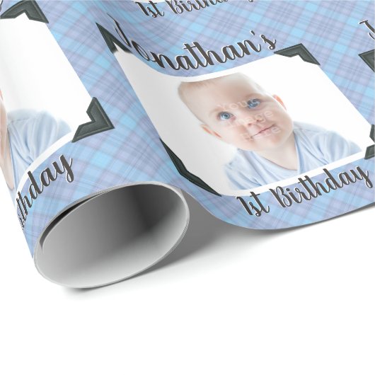 Aangepaste blauwe speldenfoto van Baby Birthday Cadeaupapier (Rol Hoek)